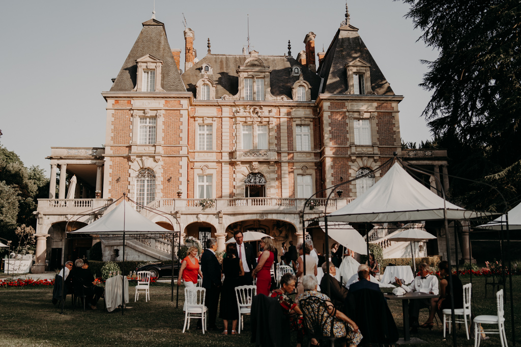 Mariage chateau de bouffémont wedding paris France french castle cocktail